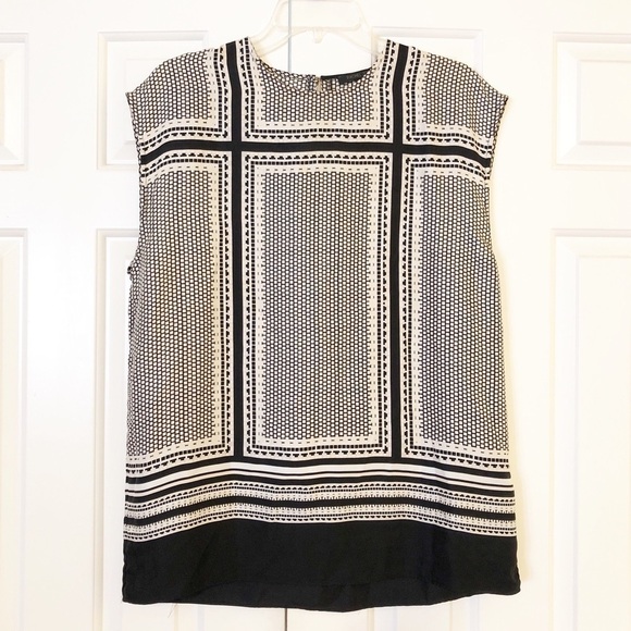 Rachel Zoe silk white black geometric top. 8. EUC. - Picture 2 of 8